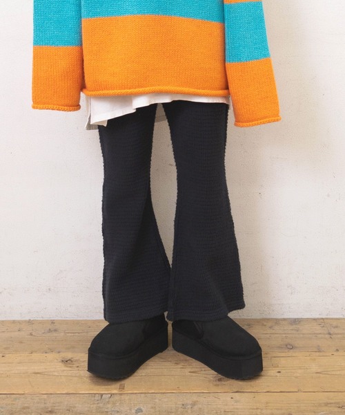 RNA（アールエヌエー）の「R4415 モコモコフレアパンツ（その他パンツ・レディース・ブラック/レオパード/レッド・MEDIUM）」の11枚目の写真