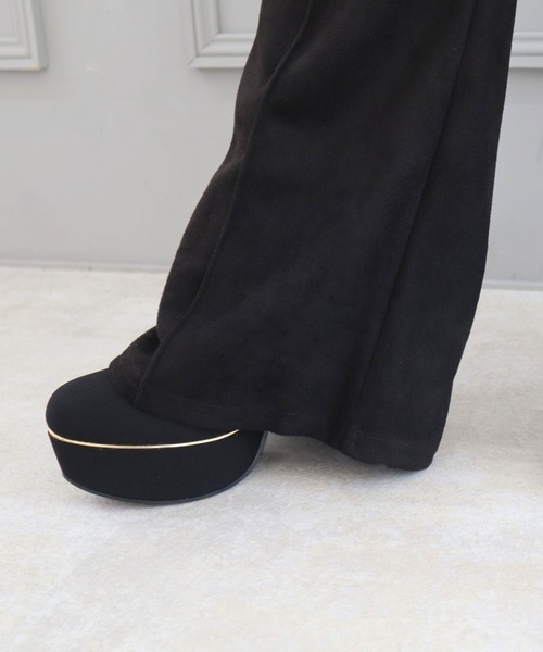 CECIL McBEE（セシルマクビー）の「スエードポンチセンターシームフレアパンツ（その他パンツ・レディース・ライトベージュ/ブラック・LARGE/MEDIUM）」の6枚目の写真