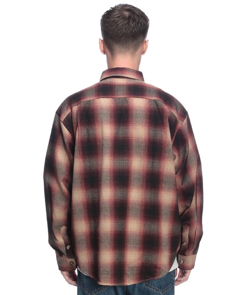 WOODENDOLL(ウッディンドール)の「WOODENDOLL オンブレチェックシャツ(シャツ/ブラウス・メンズ・ブラック/レッド・M/L/LL)」の17枚目の写真