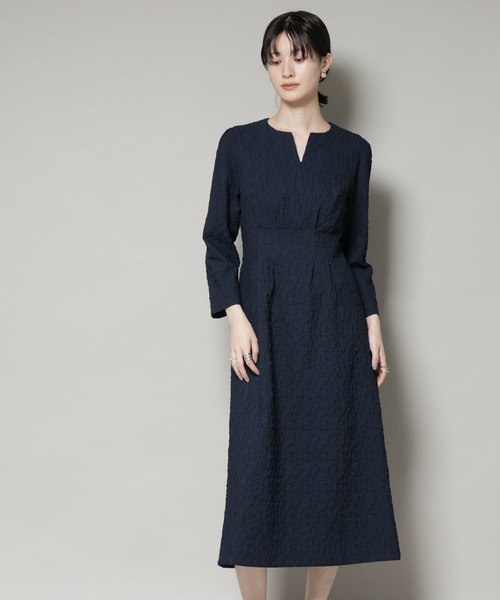 troisiemeCHACO(トロワズィエムチャコ)の「troisieme chaco/PUFFY JACQUARD ワンピース(ワンピース・レディース・ブラック/ネイビー・38)」の12枚目の写真