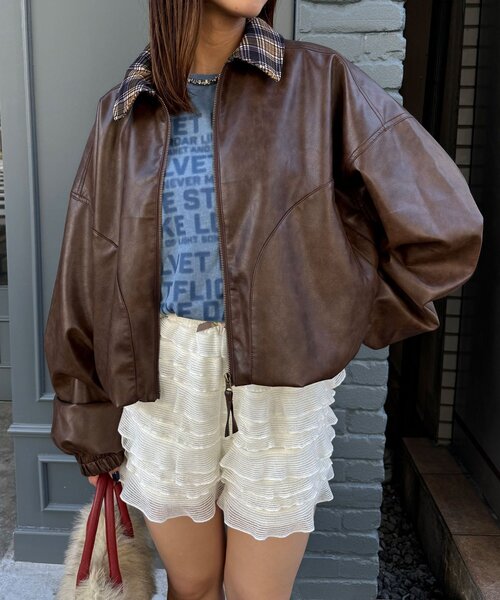 CIAOPANIC(チャオパニック)の「チェック襟フェイクレザーバルーンショートブルゾン(ブルゾン・レディース・ブラック/ベージュ/ブラウン・ONE SIZE)」の21枚目の写真