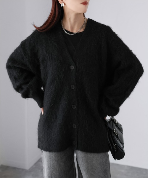 Riberry（リベリー）の「シャギーVネックニットカーディガン（カーディガン/ボレロ・レディース・ライトオレンジ系/ライトベージュ/ブラック/ブルー/グレー/レッド/ピンク系/ブラウン/アイボリー/ライトブルー/レモンイエロー/ミント・FREE）」の13枚目の写真