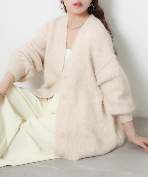 Riberry(リベリー)の「シャギーVネックニットカーディガン(カーディガン/ボレロ・レディース・ライトオレンジ系/ライトベージュ/ブラック/ブルー/グレー/レッド/ピンク系/ブラウン/アイボリー/ライトブルー/レモンイエロー/ミント・FREE)」の16枚目の写真