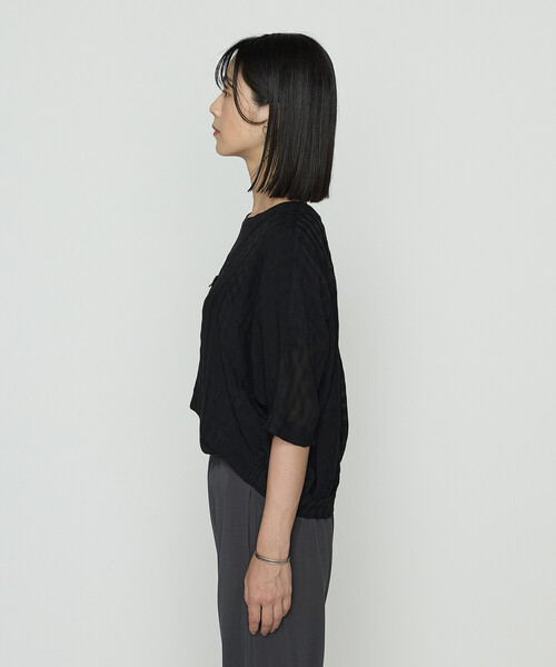 Gabardine K.T（ギャバジンケーティー）の「チェック柄カラミ ショートブルゾン（ブルゾン・レディース・ブラック/ダークブラウン・9号）」の5枚目の写真