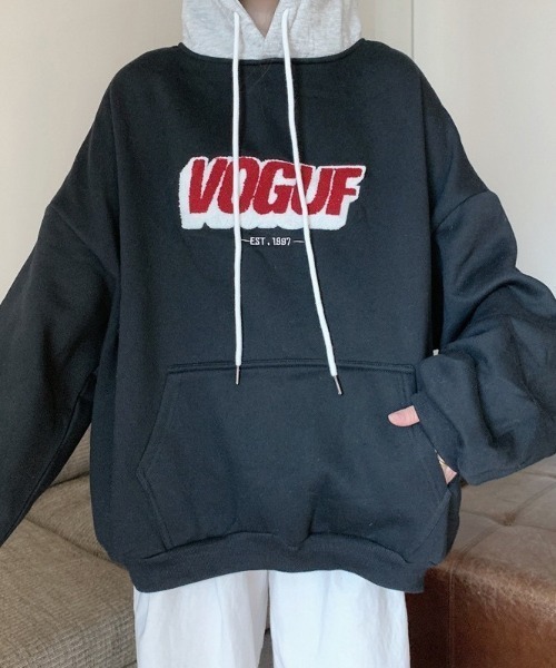 yuue' ( wear )(ユーイ)の「裏起毛オーバーサイズロゴパーカー/フーディー(パーカー・レディース・レッド/ブラック・FREE)」の11枚目の写真