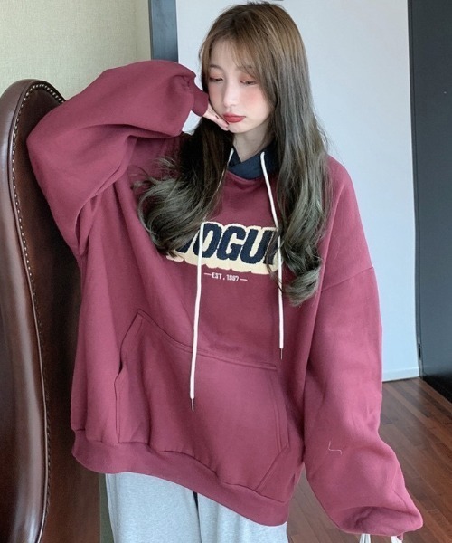 yuue' ( wear )(ユーイ)の「裏起毛オーバーサイズロゴパーカー/フーディー(パーカー・レディース・レッド/ブラック・FREE)」の12枚目の写真