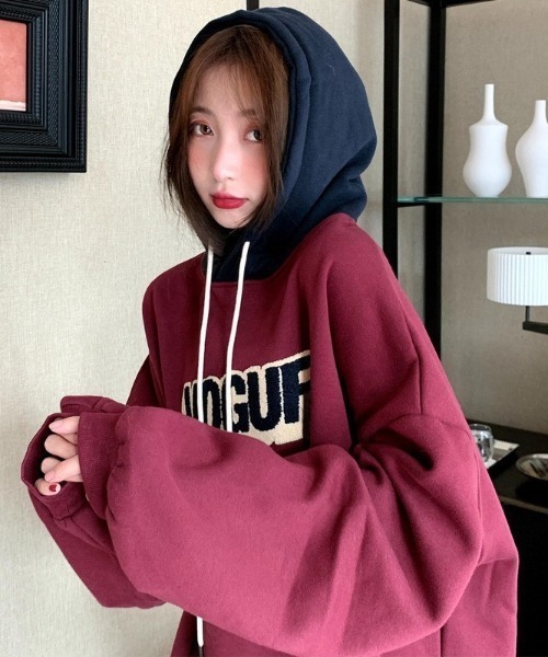 yuue' ( wear )(ユーイ)の「裏起毛オーバーサイズロゴパーカー/フーディー(パーカー・レディース・レッド/ブラック・FREE)」の16枚目の写真