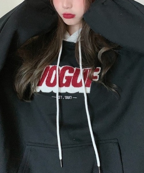 yuue' ( wear )(ユーイ)の「裏起毛オーバーサイズロゴパーカー/フーディー(パーカー・レディース・レッド/ブラック・FREE)」の5枚目の写真