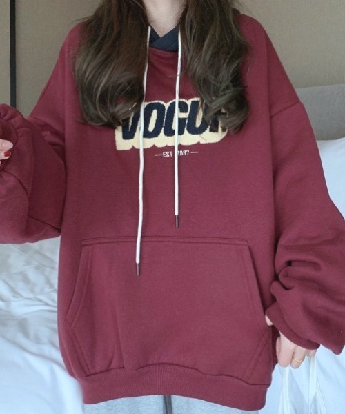 yuue' ( wear )(ユーイ)の「裏起毛オーバーサイズロゴパーカー/フーディー(パーカー・レディース・レッド/ブラック・FREE)」の14枚目の写真
