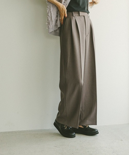 GLOBAL WORK(グローバルワーク)の「お手入れラクラクセットアップ/ワイドパンツ/587724(その他パンツ・レディース・グレー/ブラウン系その他6/ブラウン系その他/ブラック/ネイビー・MEDIUM/X-SMALL/SMALL/LARGE)」の4枚目の写真