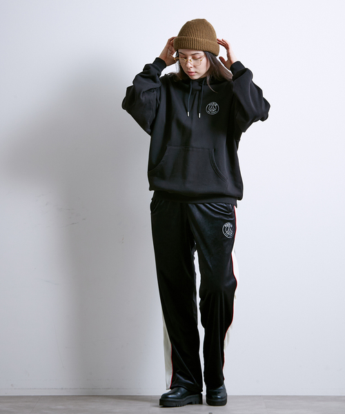 PARIS SAINT-GERMAIN（パリサンジェルマン）の「【Paris Saint-Germain / パリ・サン＝ジェルマン】JP VELOR PANTS（その他パンツ・メンズ・グレー/ブラック・MEDIUM/LARGE）」の9枚目の写真