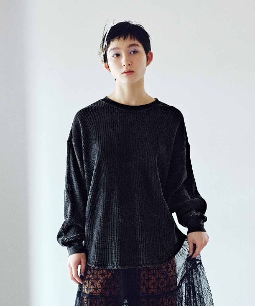 MEDE19F(メデジュウキュウ)の「MEDE19F ケミカル加工をほどこしたワッフルトップス(Tシャツ/カットソー・レディース・ブラック/パープル/グリーン・M/L/LL)」の1枚目の写真