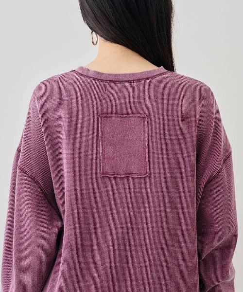 MEDE19F(メデジュウキュウ)の「MEDE19F ケミカル加工をほどこしたワッフルトップス(Tシャツ/カットソー・レディース・ブラック/パープル/グリーン・M/L/LL)」の12枚目の写真