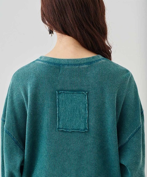 MEDE19F(メデジュウキュウ)の「MEDE19F ケミカル加工をほどこしたワッフルトップス(Tシャツ/カットソー・レディース・ブラック/パープル/グリーン・M/L/LL)」の16枚目の写真