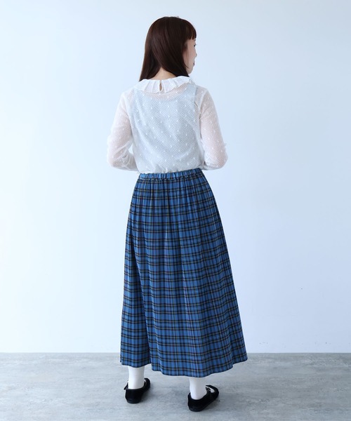 bulle de savon（ビュルデサボン）の「△ラッセルドット タック衿プル