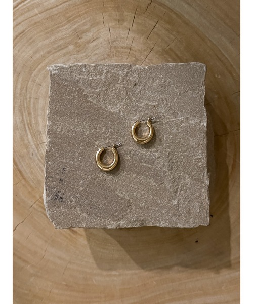 Ungrid（アングリッド）の「ミニフープデザインピアス（ピアス（両耳用）・レディース・シルバー/ゴールド・FREE）」の2枚目の写真