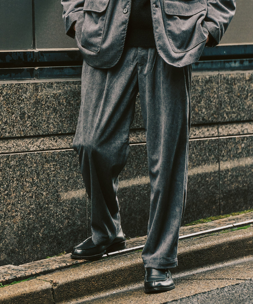 417 EDIFICE（フォーワンセブンエディフィス）の「P  コーデュロイ2タックパンツ "セットアップ着用可能"（その他パンツ・メンズ・ベージュ/ブラック/ホワイト系その他/チャコールグレー・LARGE/MEDIUM/SMALL）」の3枚目の写真