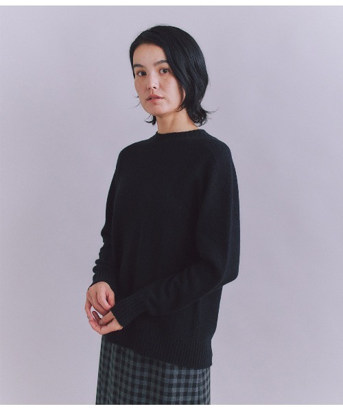 SIPULI（シプリ）の「Australia Lamb サドルショルダースリットニット（ニット/セーター・レディース・レッド/ベージュ/サックスブルー/ブラック・2）」の12枚目の写真