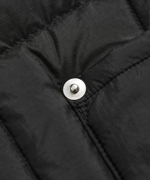 TAION(タイオン)の「TAION/タイオン/V NECK BUTTON DOWN VESTWORK V NECK BUTTON DOWN VEST(ダウンベスト・メンズ・ダークオリーブ/ブラック・M/L/XL)」の12枚目の写真