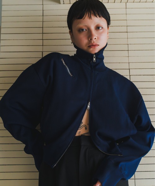 lit(リット)の「High Neck Zip Knit(ニット/セーター・レディース・ライトベージュ/ダークブラウン/ネイビー・FREE)」の1枚目の写真