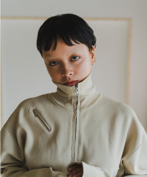 lit(リット)の「High Neck Zip Knit(ニット/セーター・レディース・ライトベージュ/ダークブラウン/ネイビー・FREE)」の9枚目の写真