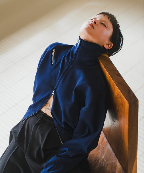 lit(リット)の「High Neck Zip Knit(ニット/セーター・レディース・ライトベージュ/ダークブラウン/ネイビー・FREE)」の15枚目の写真