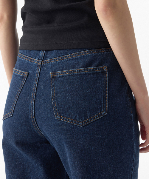 MUSINSA STANDARD WOMAN（ムシンサスタンダードウーマン）の「ウィメンズストレートデニムパンツ[ダークブルー]（デニムパンツ・レディース・その他・24/25/26/27/28/29/32/30/23）」の5枚目の写真