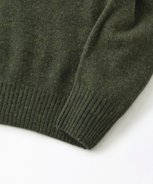 OUTSTANDING(アウトスタンディング)の「PURE WOOL WHOLEGARMENT KNIT_MELANGE OLIVE(ニット/セーター・メンズ・その他・SMALL/MEDIUM/LARGE)」の4枚目の写真
