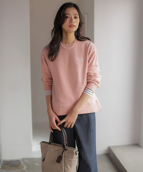 J.PRESS Ladies(J.プレス レディス)の「メタリックロゴ ロンT(Tシャツ/カットソー・レディース・ライトグレー系/ホワイト系/ネイビー系1・SMALL)」の7枚目の写真