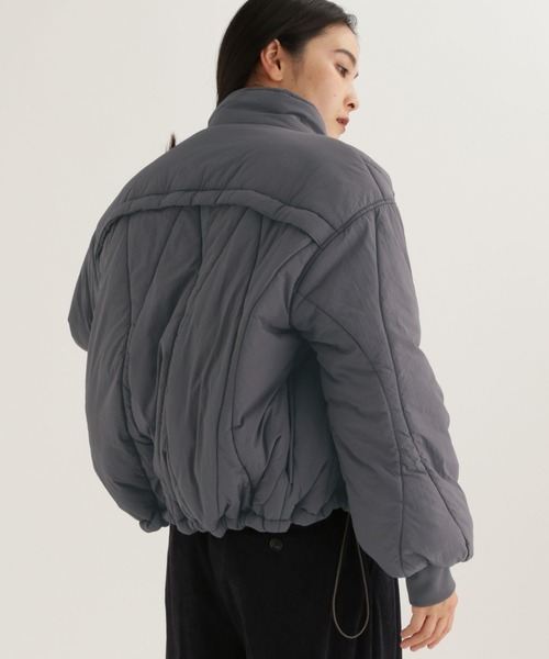 studio CLIP（スタディオクリップ）の「【daily CLIP】変形キルトブルゾン（ブルゾン・レディース・ブルー/チャコール・FREE）」の6枚目の写真