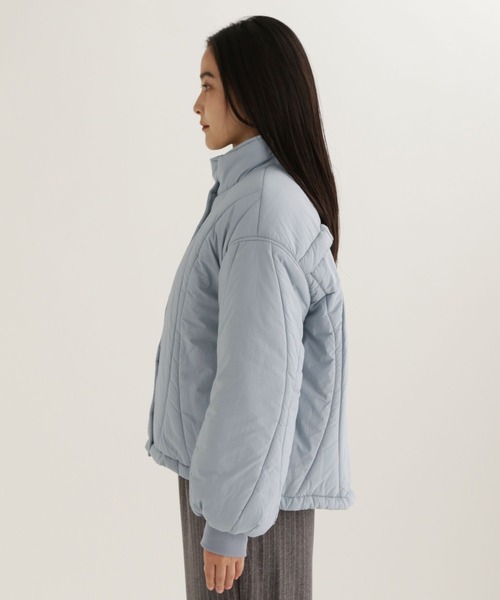 studio CLIP（スタディオクリップ）の「【daily CLIP】変形キルトブルゾン（ブルゾン・レディース・ブルー/チャコール・FREE）」の16枚目の写真