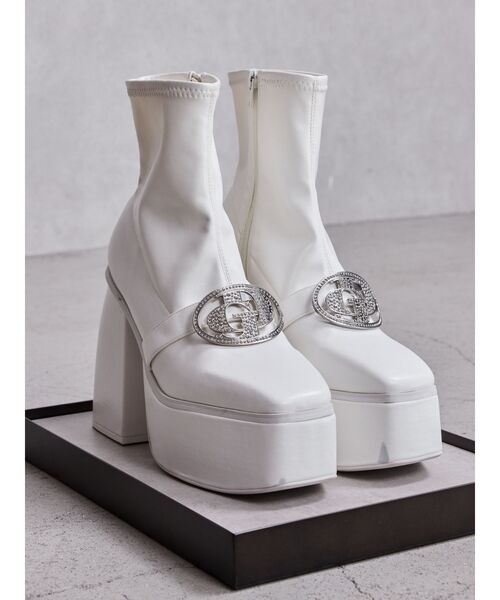 GYDA(ジェイダ)の「GD bijou 2WAYチャンキーショートブーツ(ブーツ・レディース・ブラック/オフホワイト・SMALL/MEDIUM/LARGE)」の2枚目の写真