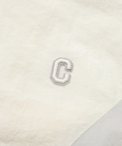 COVERNAT(カバーナット)の「カレッジブロックトラックジャケットアイボリー(ナイロンジャケット・レディース・その他・SMALL/MEDIUM/LARGE/X-LARGE)」の5枚目の写真
