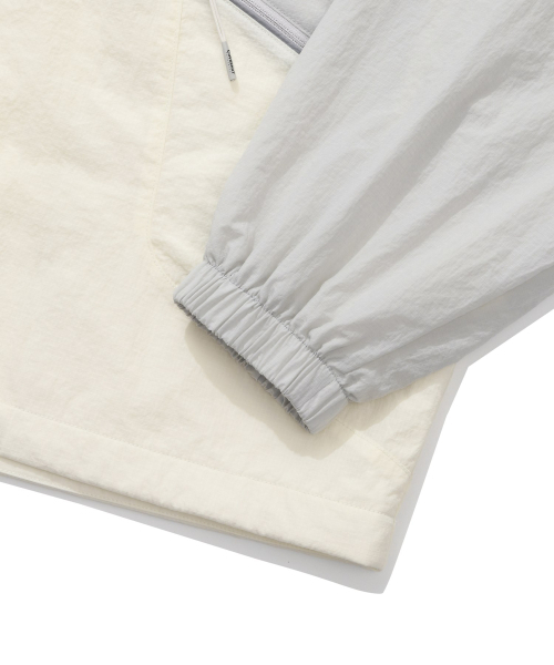 COVERNAT(カバーナット)の「カレッジブロックトラックジャケットアイボリー(ナイロンジャケット・レディース・その他・SMALL/MEDIUM/LARGE/X-LARGE)」の7枚目の写真