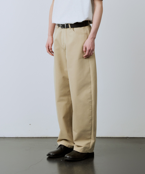 LEIRE（ルアール）の「カーブドコットンチノパンツ[ベージュ]（その他パンツ・メンズ・その他・MEDIUM/LARGE/X-LARGE）」の6枚目の写真