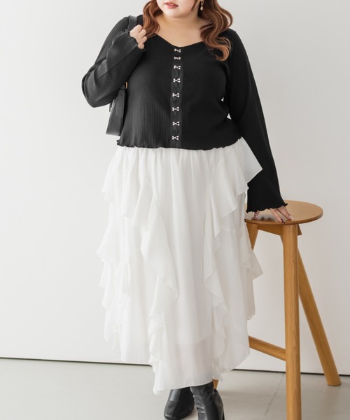 CLETTE（クレット）の「CLETTEオリジナルフロントホックハートネックプルオーバー（Tシャツ/カットソー・レディース・オフホワイト/ブラック/ブラウン・LL/3L/4L）」の11枚目の写真