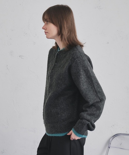 selle glant（セレグランテ）の「LAYERED STYLE HENRY NECK KNIT/レイヤードスタイルヘンリーネックニット（ニット/セーター・メンズ・ダークブラウン/ダークグレー/ブラック・SMALL/MEDIUM/LARGE）」の8枚目の写真