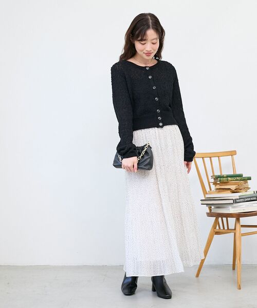 le.coeur blanc(ルクールブラン)の「デシン変形プリーツスカート(スカート・レディース・チャコールグレー/ブラック系その他/アイボリー・38)」の10枚目の写真