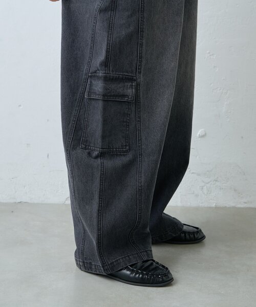 CIAOPANIC TYPY（チャオパニックティピー）の「【UNISEX】バルーンカーブカーゴデニムパンツ（デニムパンツ・レディース・ブラック/ブルー/ホワイト/ベージュ・MEDIUM/LARGE）」の7枚目の写真