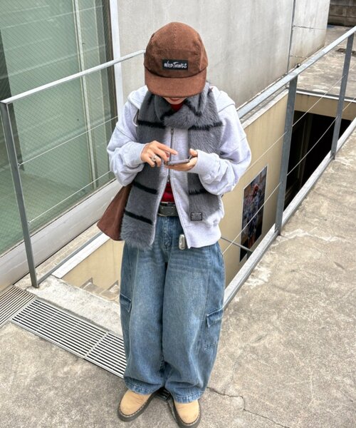 CIAOPANIC TYPY（チャオパニックティピー）の「【UNISEX】バルーンカーブカーゴデニムパンツ（デニムパンツ・レディース・ブラック/ブルー/ホワイト/ベージュ・MEDIUM/LARGE）」の11枚目の写真