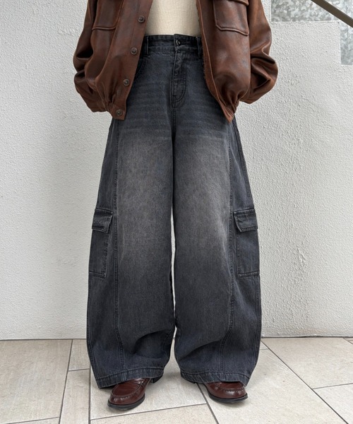 CIAOPANIC TYPY（チャオパニックティピー）の「【UNISEX】バルーンカーブカーゴデニムパンツ（カーゴパンツ・レディース・ブラック/ブルー/ホワイト/ベージュ・MEDIUM/LARGE）」の9枚目の写真