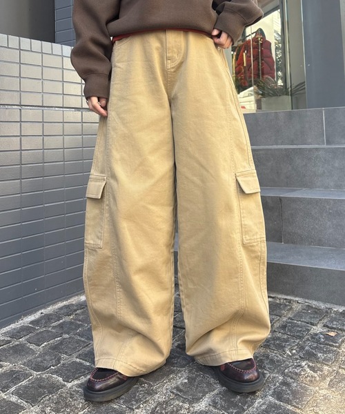 CIAOPANIC TYPY（チャオパニックティピー）の「【UNISEX】バルーンカーブカーゴデニムパンツ（カーゴパンツ・レディース・ブラック/ブルー/ホワイト/ベージュ・MEDIUM/LARGE）」の16枚目の写真