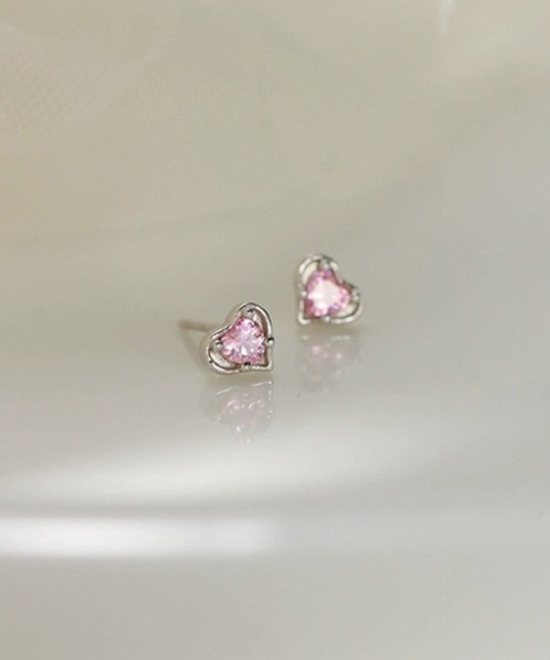yu-ka（ユーカ）の「YU-KA:ハートデザインピアス Heart design pierce（ピアス（両耳用）・レディース・シルバー系その他/シルバー・FREE）」の4枚目の写真