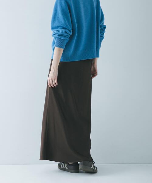 URBAN RESEARCH（アーバンリサーチ）の「サテンバイアススカート（スカート・レディース・ブラック/ブラウン・FREE）」の17枚目の写真