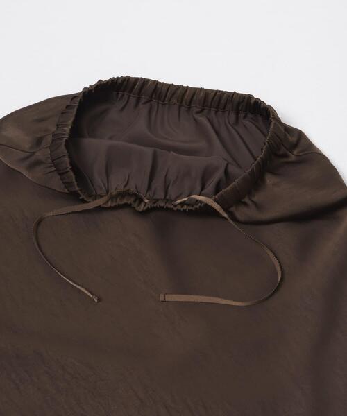 URBAN RESEARCH(アーバンリサーチ)の「サテンバイアススカート(スカート・レディース・ブラック/ブラウン・FREE)」の4枚目の写真