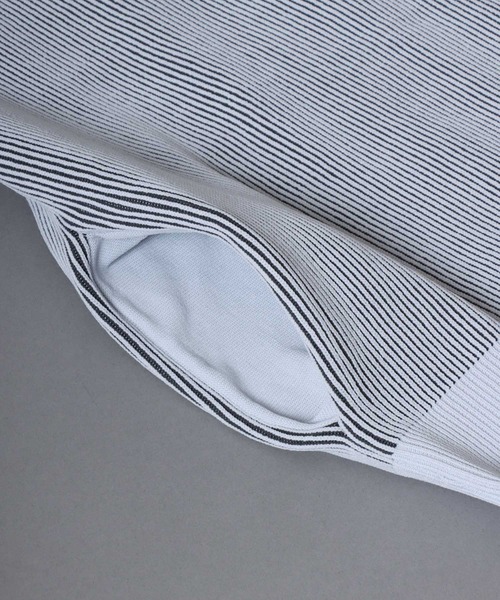 SITRY(シトリー)の「Trival Logo Knit Blouzon/トライバルロゴ オーバーサイズ ドローコード ニット ブルゾン ドライバーズニット(カーディガン/ボレロ・メンズ・ホワイト/ブラック・L/M)」の4枚目の写真