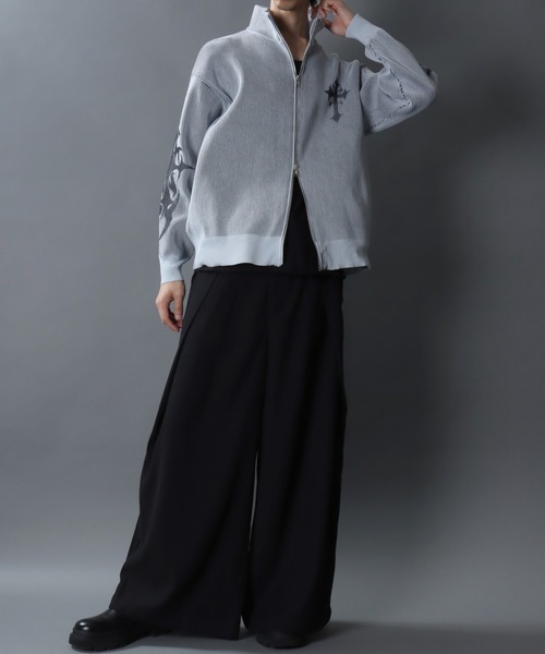 SITRY(シトリー)の「Trival Logo Knit Blouzon/トライバルロゴ オーバーサイズ ドローコード ニット ブルゾン ドライバーズニット(カーディガン/ボレロ・メンズ・ホワイト/ブラック・L/M)」の18枚目の写真