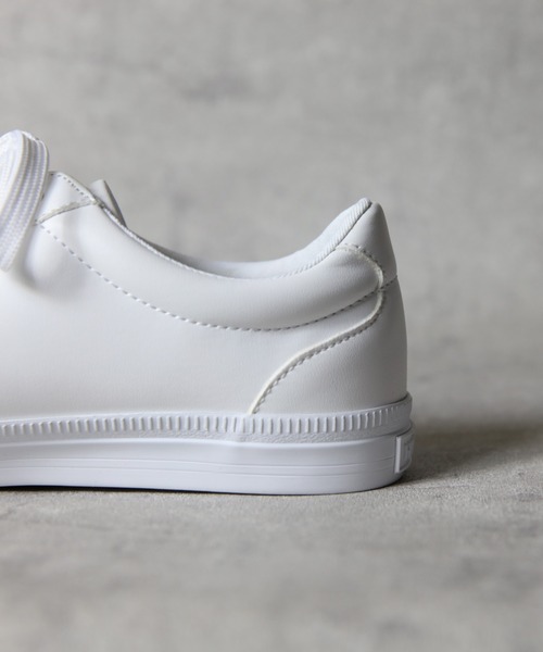 TOMMY HILFIGER(トミーヒルフィガー)の「TOMMY HILFIGER トリコロールスニーカー(スニーカー・メンズ・ホワイト・23.0cm/23.5cm/24.0cm/24.5cm/25.0cm/22.5cm)」の7枚目の写真