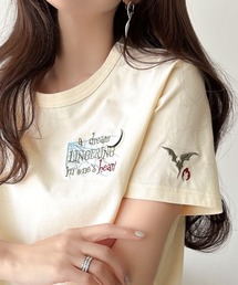 classicalelf（クラシカルエルフ）の「ぐるり360°で魅せる、さりげないのに主役級!オーガニックコットン100%ナイトメアグラフィック刺繍T(半袖)（Tシャツ/カットソー）」