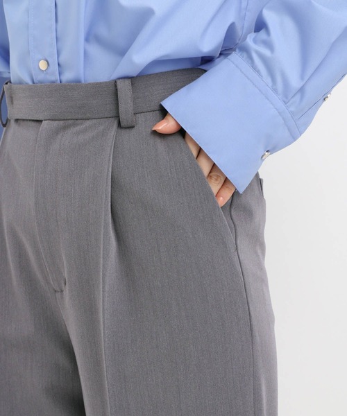 Andemiu（アンデミュウ）の「チェーンベルトストレートパンツ640811（スラックス・レディース・ネイビー/グレー/アイボリー・SMALL/MEDIUM）」の17枚目の写真